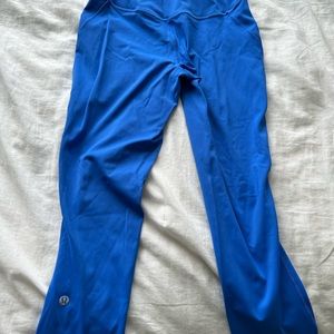 Lululemon base pace 25s size 4